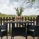 Gadwall Lodge With Hot-Tub