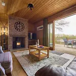 Gadwall Lodge With Hot-Tub