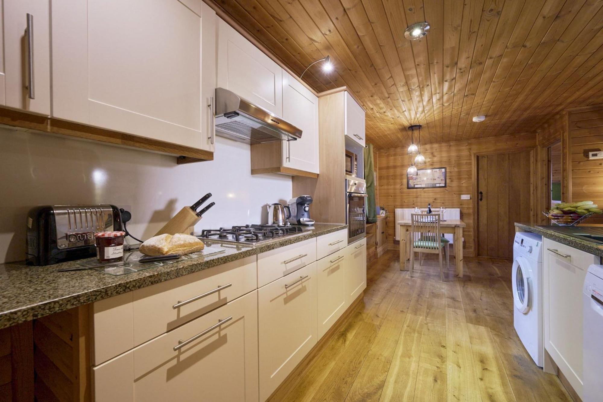 Gadwall With Hot-tub Holiday home Carlisle (Cumbria)